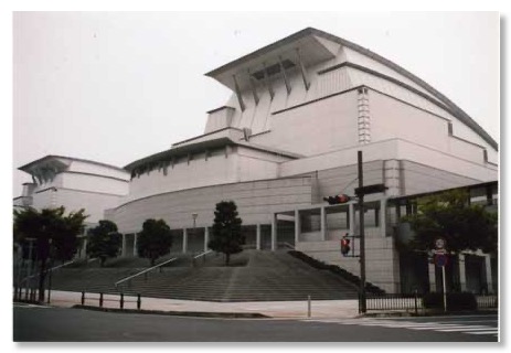 biwako-hallH300